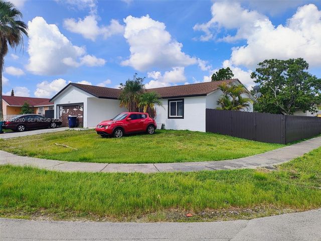 26200 SW 132nd Pl, Homestead, FL 33032