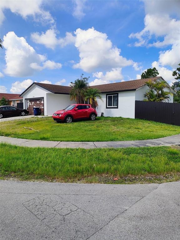 26200 SW 132nd Pl, Homestead, FL 33032