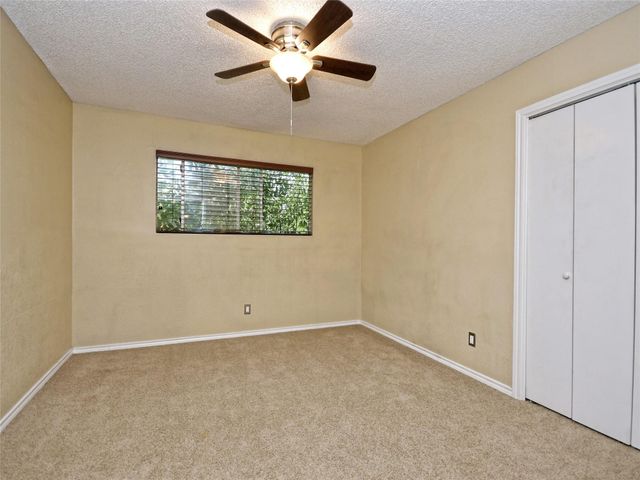 415 Fantail LOOP A, Austin, TX 78734