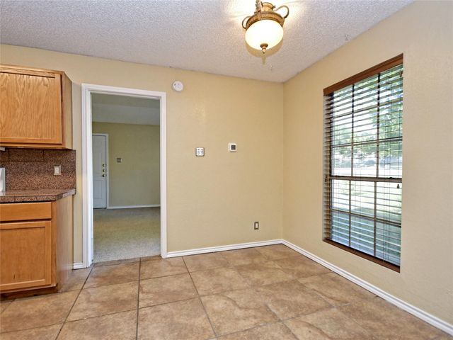 415 Fantail LOOP A, Austin, TX 78734