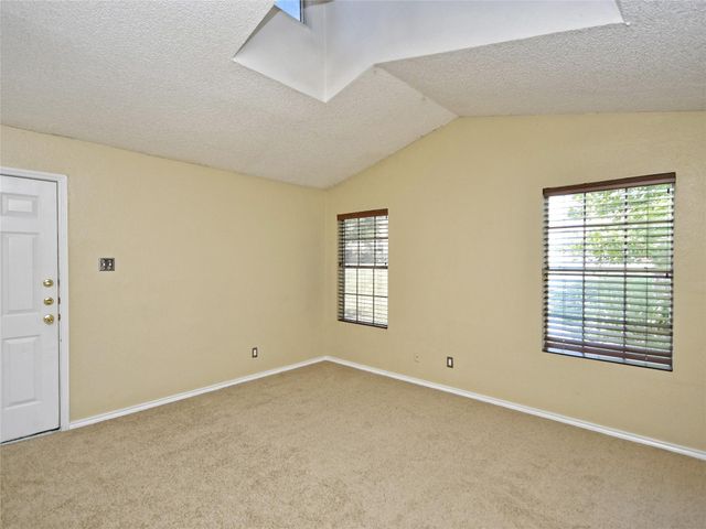415 Fantail LOOP A, Austin, TX 78734