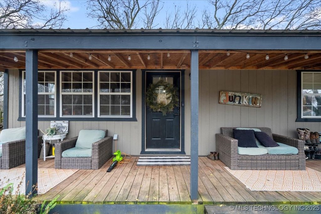 30308 E 676 Road, Wagoner, OK 74467