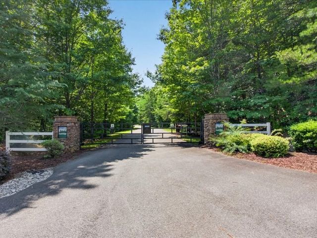 10.66 AC East Ridge Lane, Ellijay, GA 30536