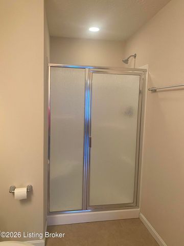 283 Adrian Ave, Mt Washington, KY 40047