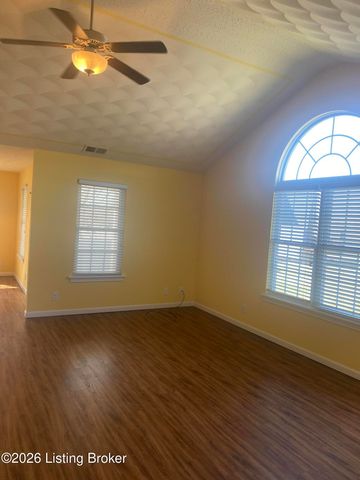 283 Adrian Ave, Mt Washington, KY 40047