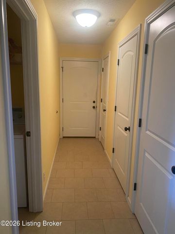 283 Adrian Ave, Mt Washington, KY 40047