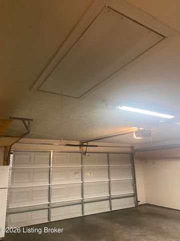 283 Adrian Ave, Mt Washington, KY 40047