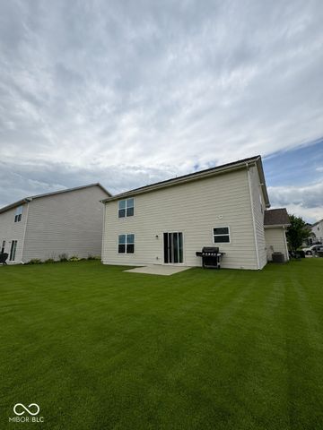 9725 Pica Drive, Fishers, IN 46040