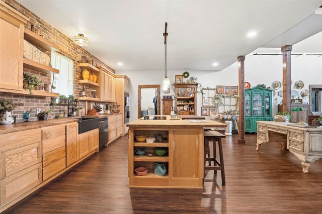 2800 Gospel Road, Tolar, TX 76476
