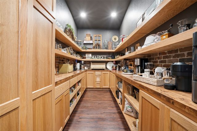 2800 Gospel Road, Tolar, TX 76476