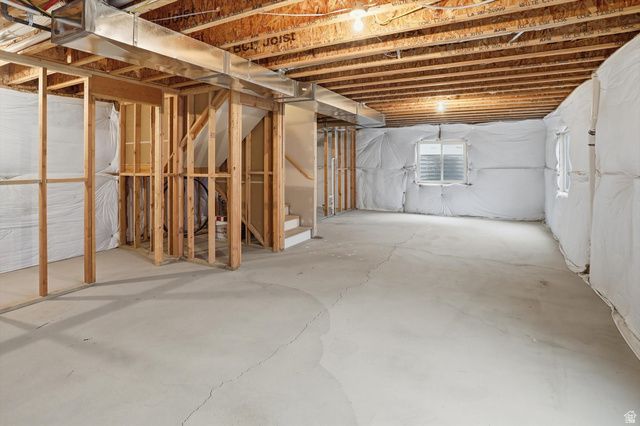 2142 W 3100 S, West Haven, UT 84401