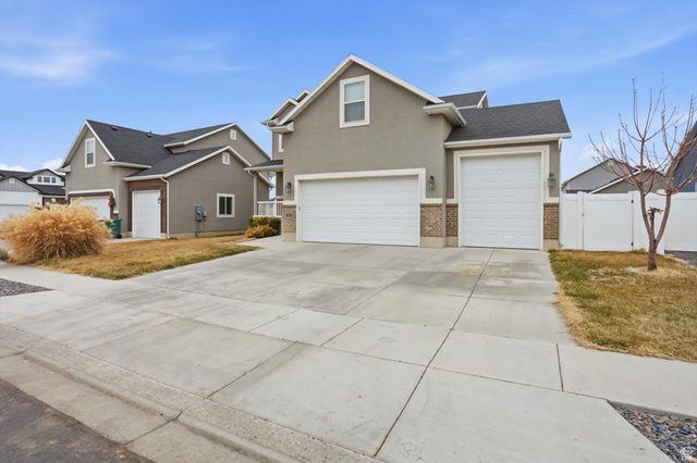 2142 W 3100 S, West Haven, UT 84401