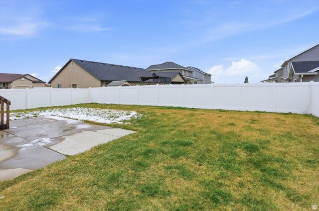 2142 W 3100 S, West Haven, UT 84401