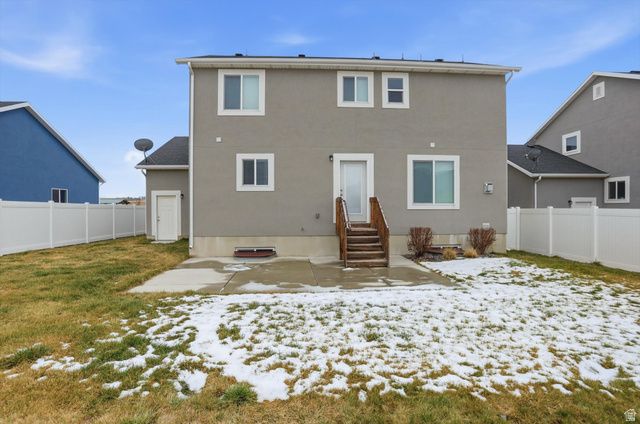 2142 W 3100 S, West Haven, UT 84401