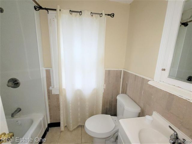 6912 Mansfield Street, Detroit, MI 48228
