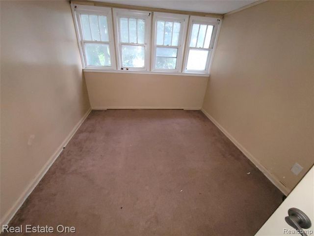 6912 Mansfield Street, Detroit, MI 48228