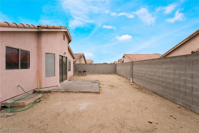 6548 Shining Sand Avenue, Las Vegas, NV 89142