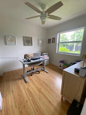 9760 SW 128th St, Miami, FL 33176