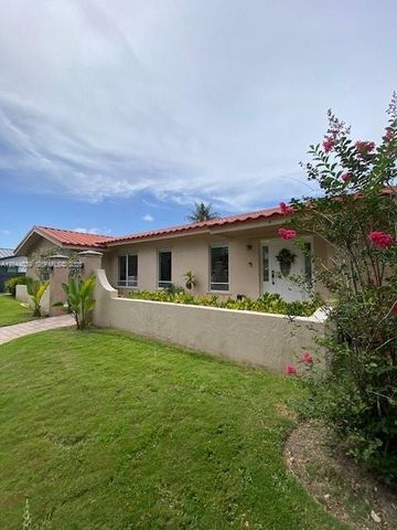 9760 SW 128th St, Miami, FL 33176