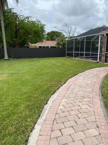 9760 SW 128th St, Miami, FL 33176