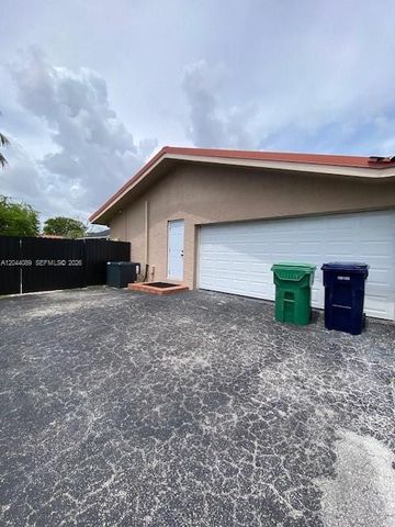 9760 SW 128th St, Miami, FL 33176