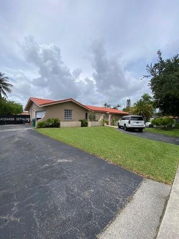 9760 SW 128th St, Miami, FL 33176