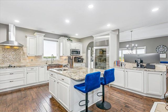 6070 SW Santa Fe Lake Rd, Augusta, KS 67010