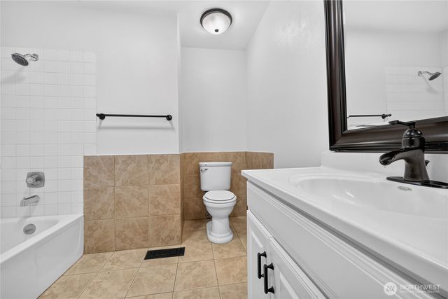 4017 107th Place NE, Marysville, WA 98271