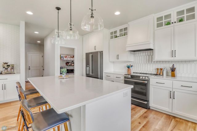 6176 Marigold Loop S, Fargo, ND 58104