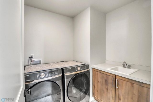 6176 Marigold Loop S, Fargo, ND 58104