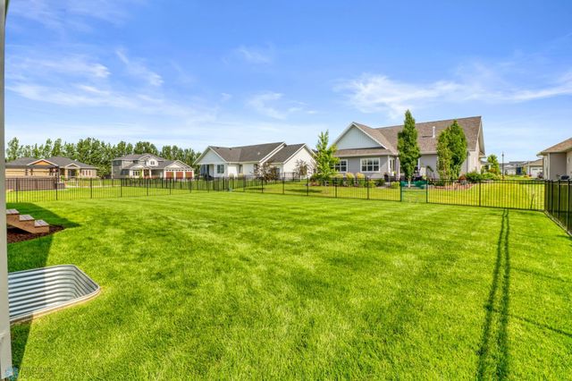 6176 Marigold Loop S, Fargo, ND 58104