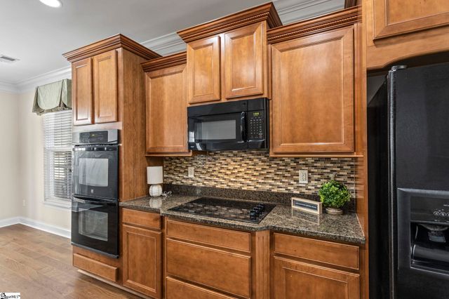 119 Birch Hill Way, Simpsonville, SC 29681