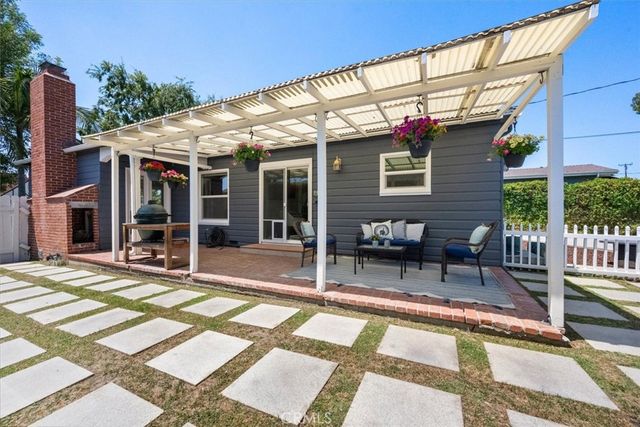 816 Grandview, Fullerton, CA 92832