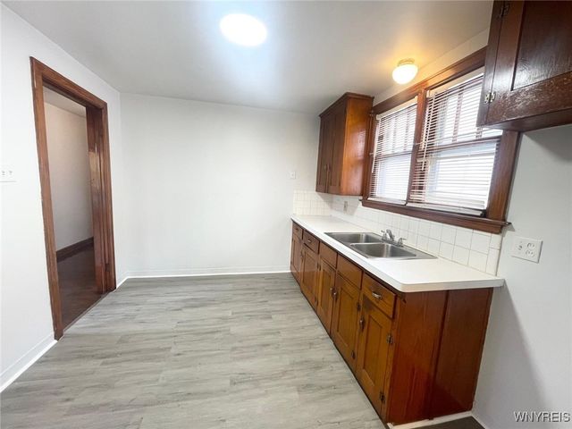 1176 Tonawanda Street, Tonawanda, NY 14207