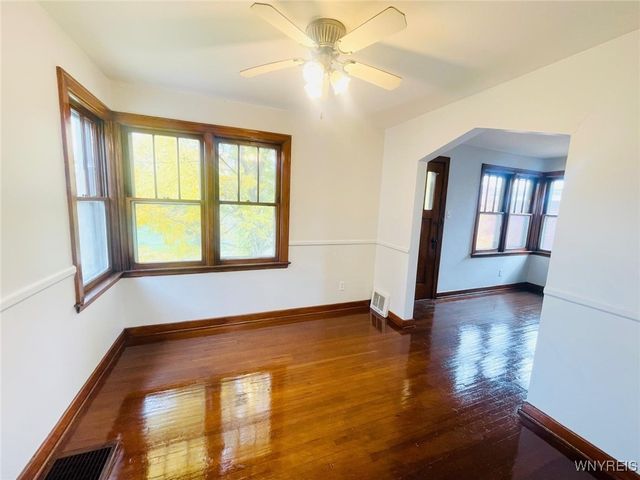 1176 Tonawanda Street, Tonawanda, NY 14207