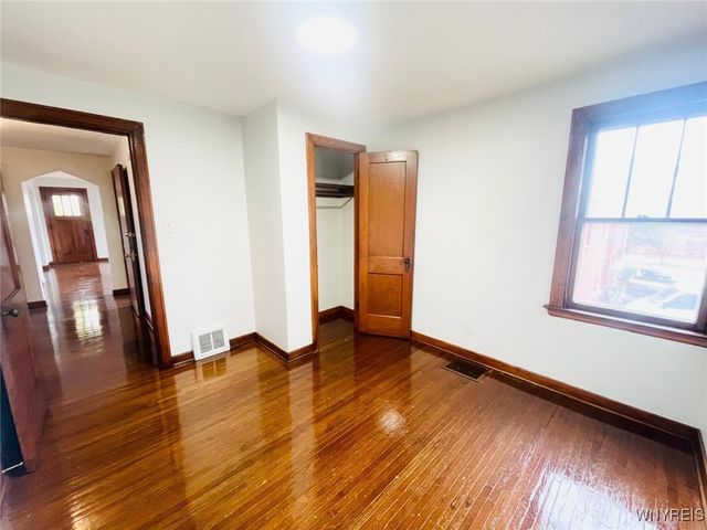 1176 Tonawanda Street, Tonawanda, NY 14207