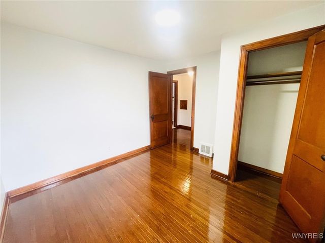 1176 Tonawanda Street, Tonawanda, NY 14207