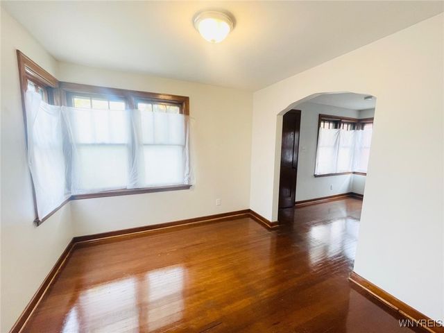 1176 Tonawanda Street, Tonawanda, NY 14207