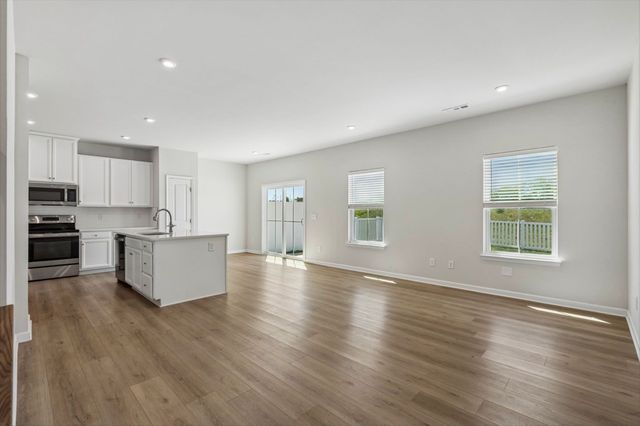 1322 Crescent Ridge, Gallatin, TN 37066