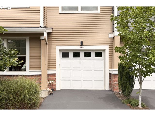 17181 Sw SNOWDALE St 301, Beaverton, OR 97007