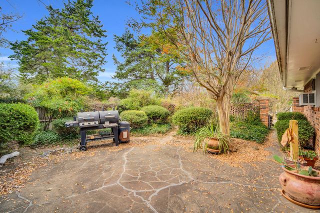 214 Willow Creek Lane, Ovilla, TX 75154