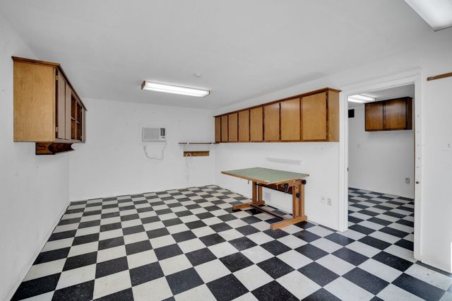 214 Willow Creek Lane, Ovilla, TX 75154