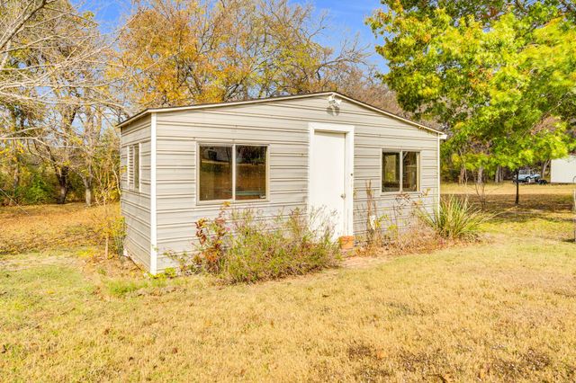 214 Willow Creek Lane, Ovilla, TX 75154