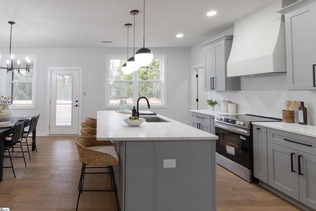 112 Spartanburg Street, Greenville, SC 29609