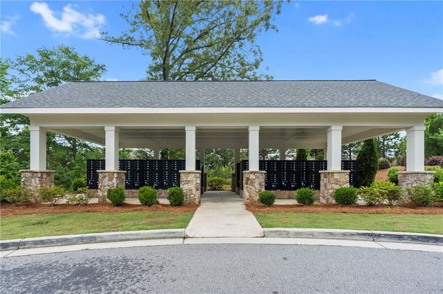 188 Chatuge Drive, Hoschton, GA 30548