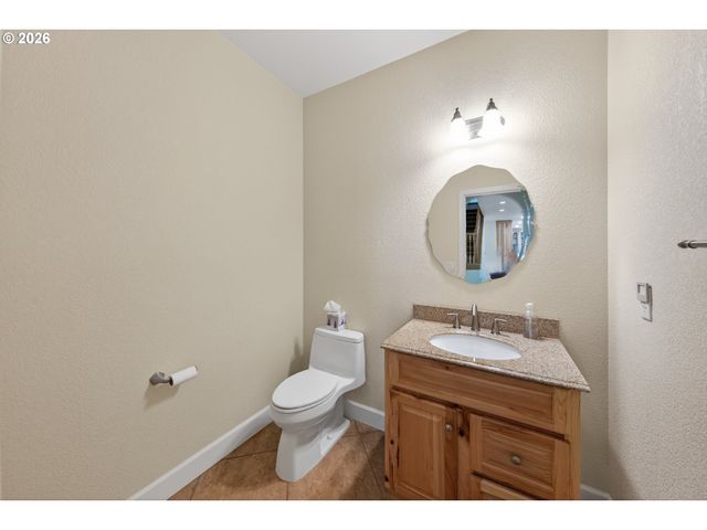 6985 GARDEN VALLEY Rd, Roseburg, OR 97471