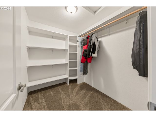 6985 GARDEN VALLEY Rd, Roseburg, OR 97471