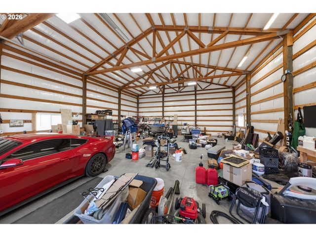 6985 GARDEN VALLEY Rd, Roseburg, OR 97471