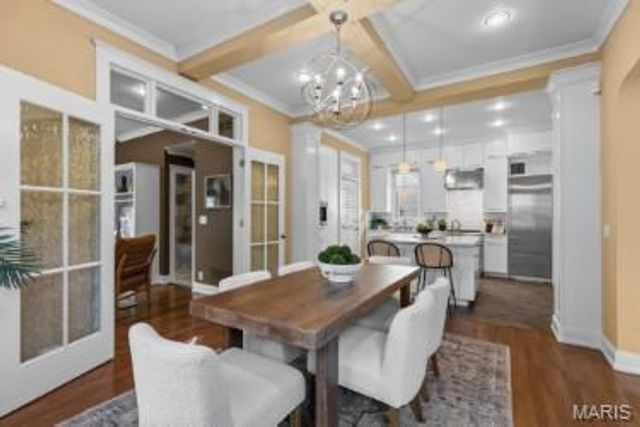 7448 Flora Avenue, Maplewood, MO 63143