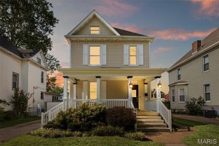 7448 Flora Avenue, Maplewood, MO 63143